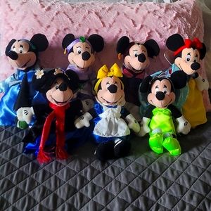 Disney Minnie Mouse Beanies